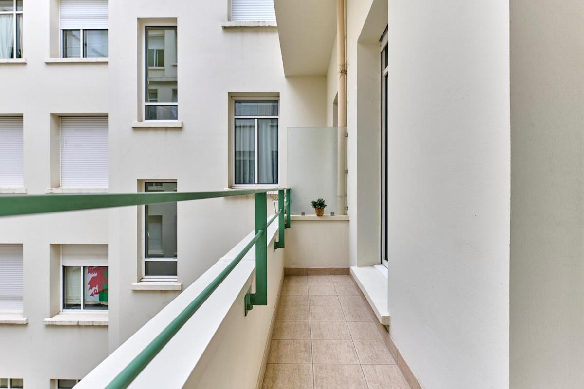 Direct To Arc De Triomphe Apartment *